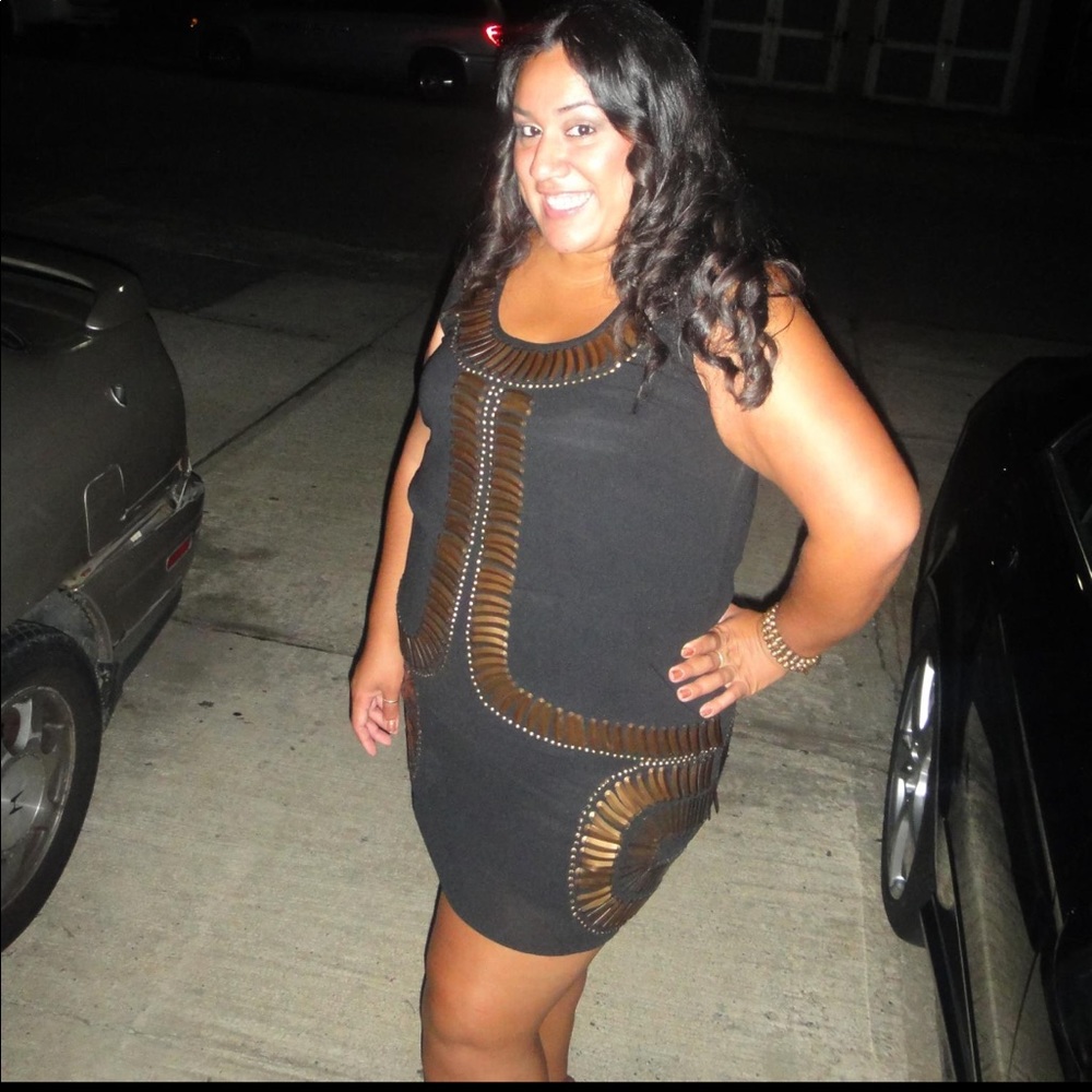 Plus size dress - Picture 6 of 7